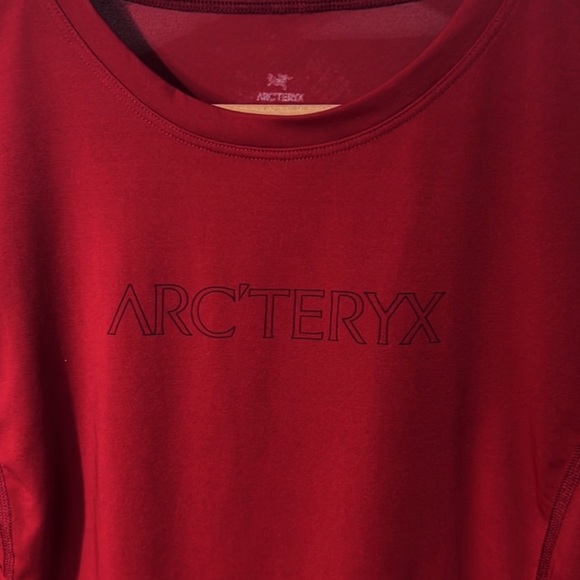 Arc’teryx Base Layer Long Sleeve Tee - Picture 4 of 4